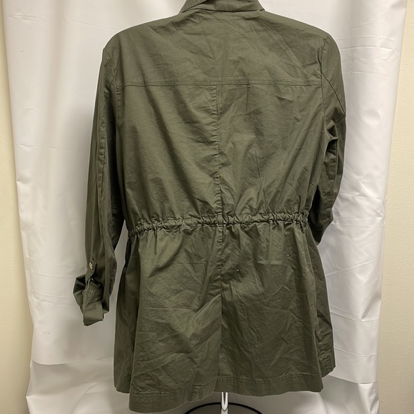 Jones New York military jacket that is in excellent condition. Size L - Picture 8 of 8